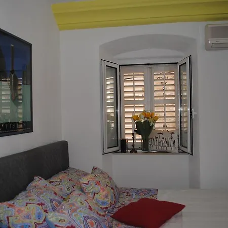 Apartamento Studio Optimist Makarska